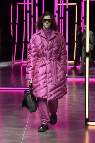 Look 42